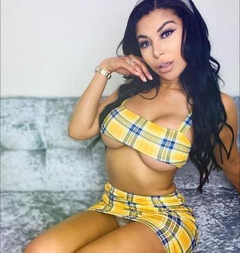 Jenny, 27  female escort, Concord